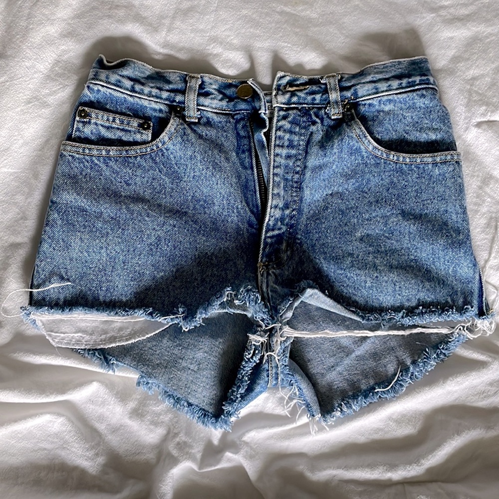 Vintage guess jean shorts